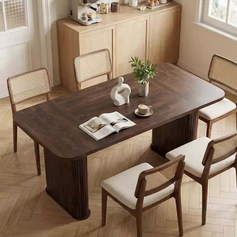 Table de salle à manger pour 6-8 personnes - Grande table de cuisine moderne de 62 pouces avec plateau large et pieds de piédestal robustes, table à dîner rectangulaire