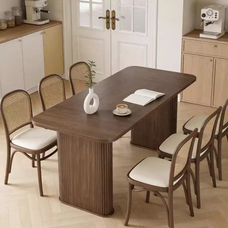 Table de salle à manger pour 6-8 personnes - Grande table de cuisine moderne de 62 pouces avec plateau large et pieds de piédestal robustes, table à dîner rectangulaire