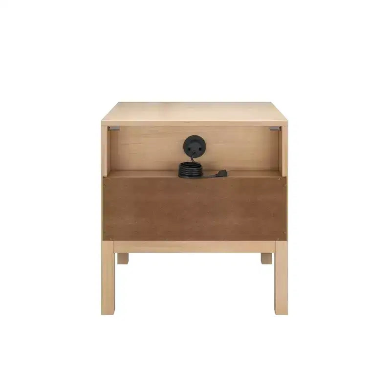 Table de chevet en rotin avec 1 tiroir, prise électrique et poignée en laiton