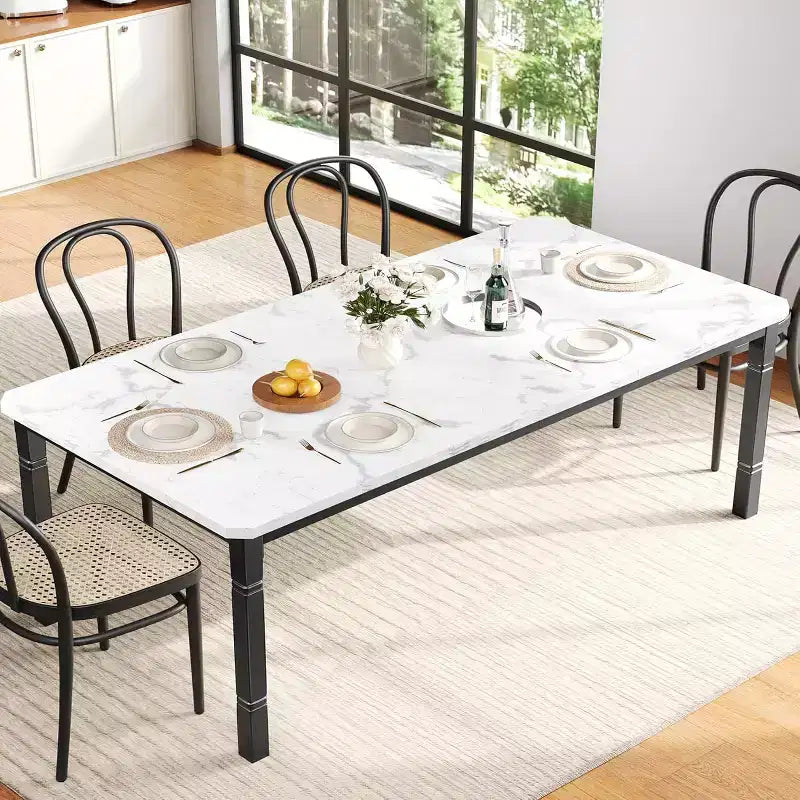 Table à manger longue industrielle pour 6-8 personnes, table de cuisine rectangulaire en bois avec cadre métallique robuste, style ferme moderne pour salle à manger et cuisine.