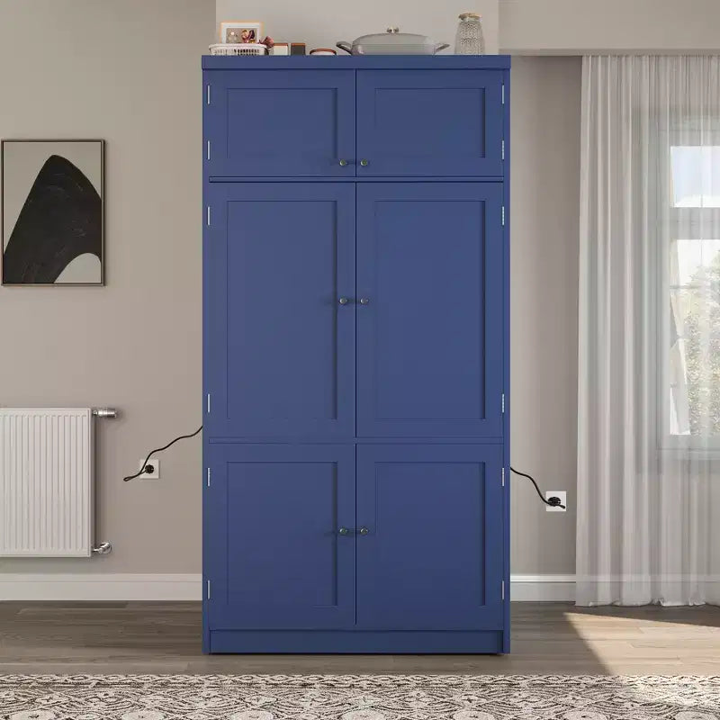 Grand meuble de garde-manger de cuisine avec prises électriques, grand placard autoportant avec support pour micro-ondes, tiroirs, étagères, casiers à vin et étagère de porte